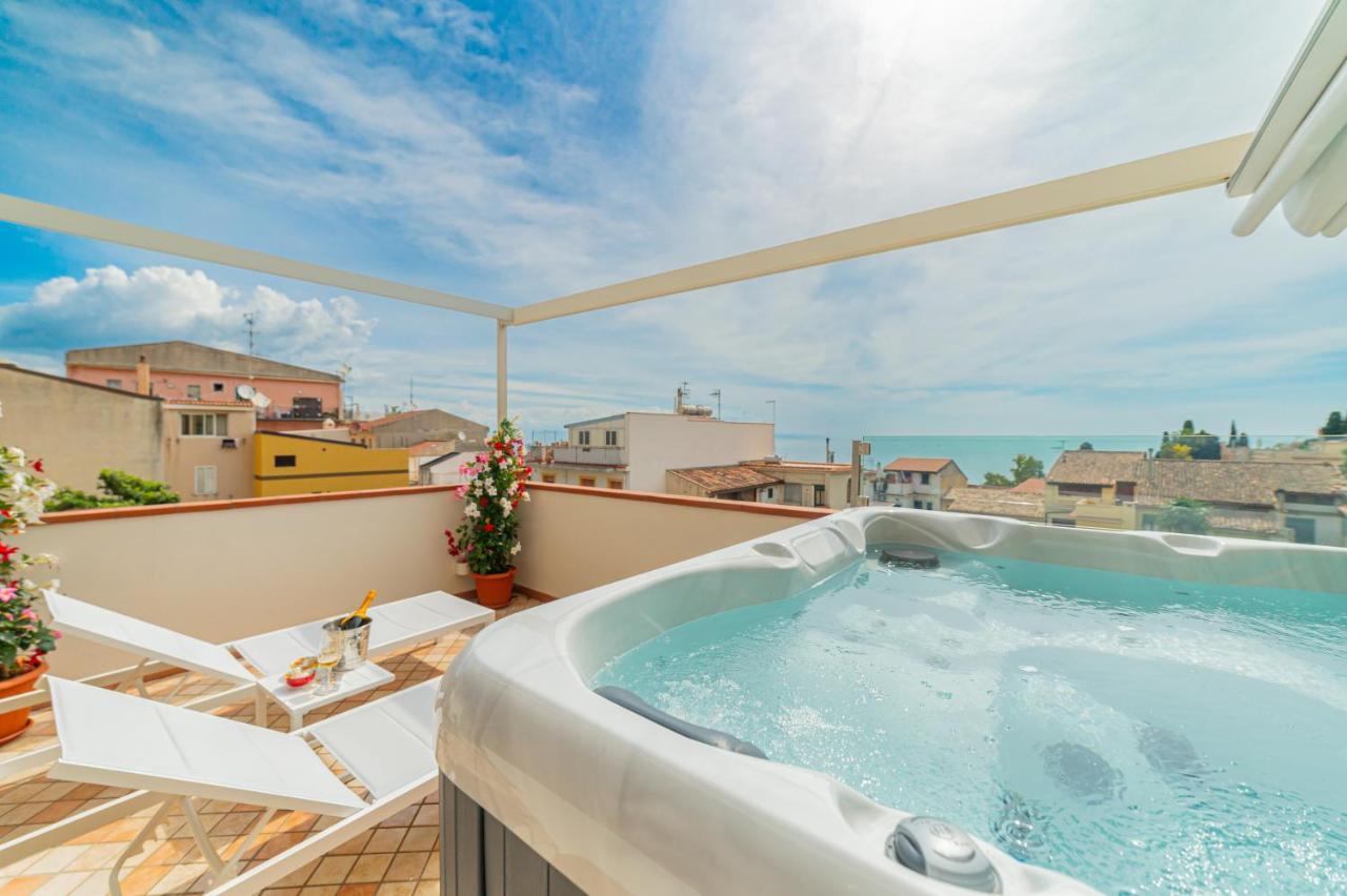 Donna Franca Apartment Taormina Ngoại thất bức ảnh